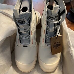 Palladium Star White and Black Sneakers